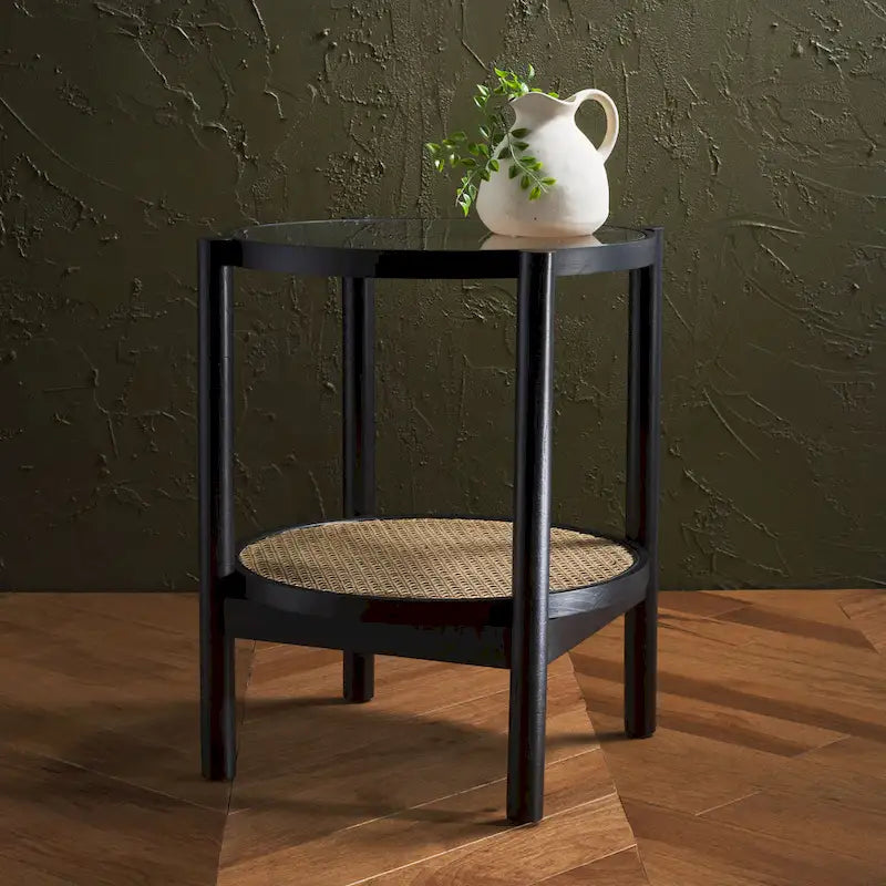 Table d'appoint en rotin et verre - 58,42 cm de large x 58,42 cm de profondeur x 60,96 cm de haut
